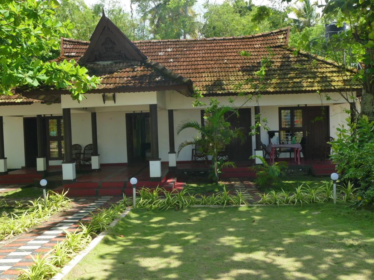 Marari Sealap Beach Villas Mararikulam Esterno foto
